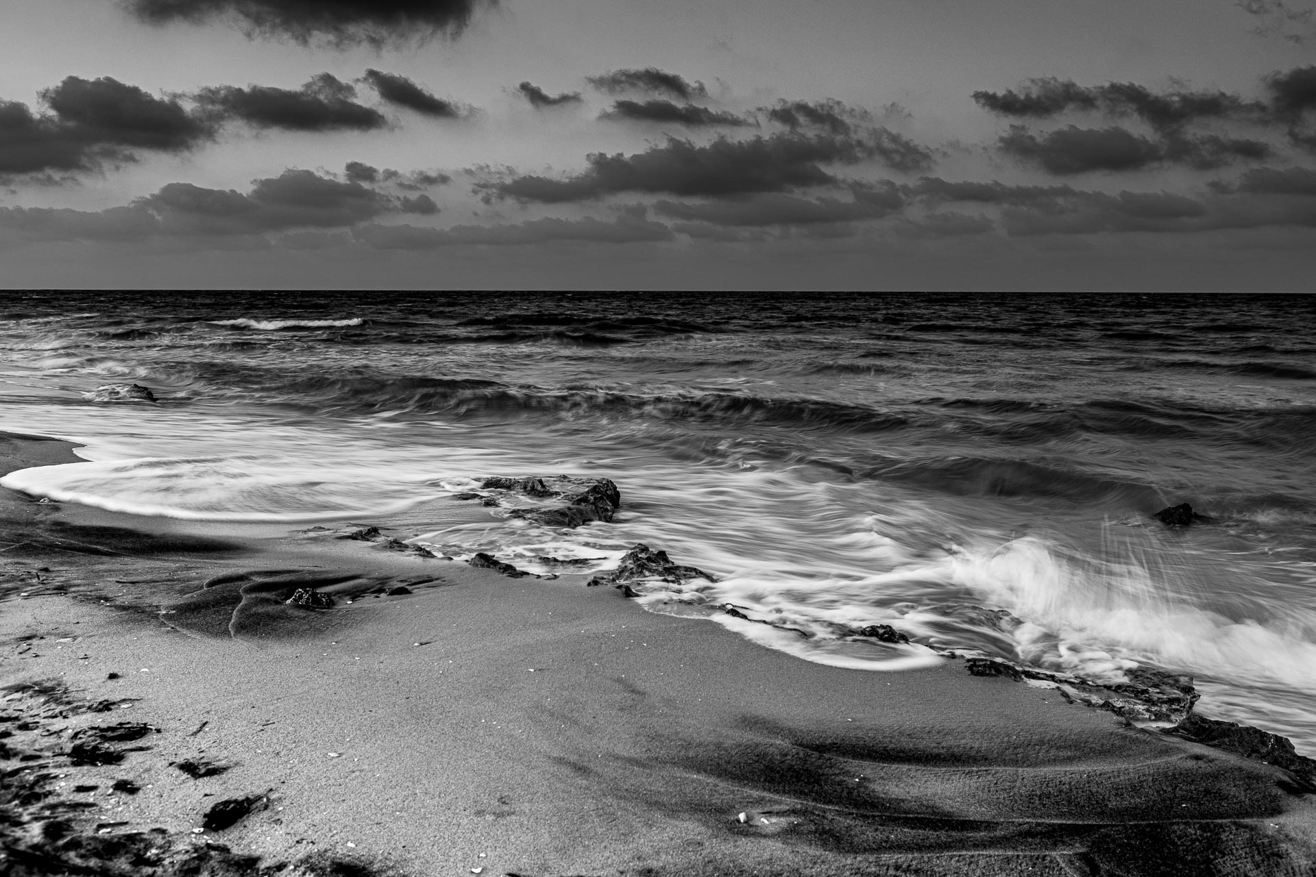 daniele-mercadante-long-exposure-seascape-bnw-mare-inverno