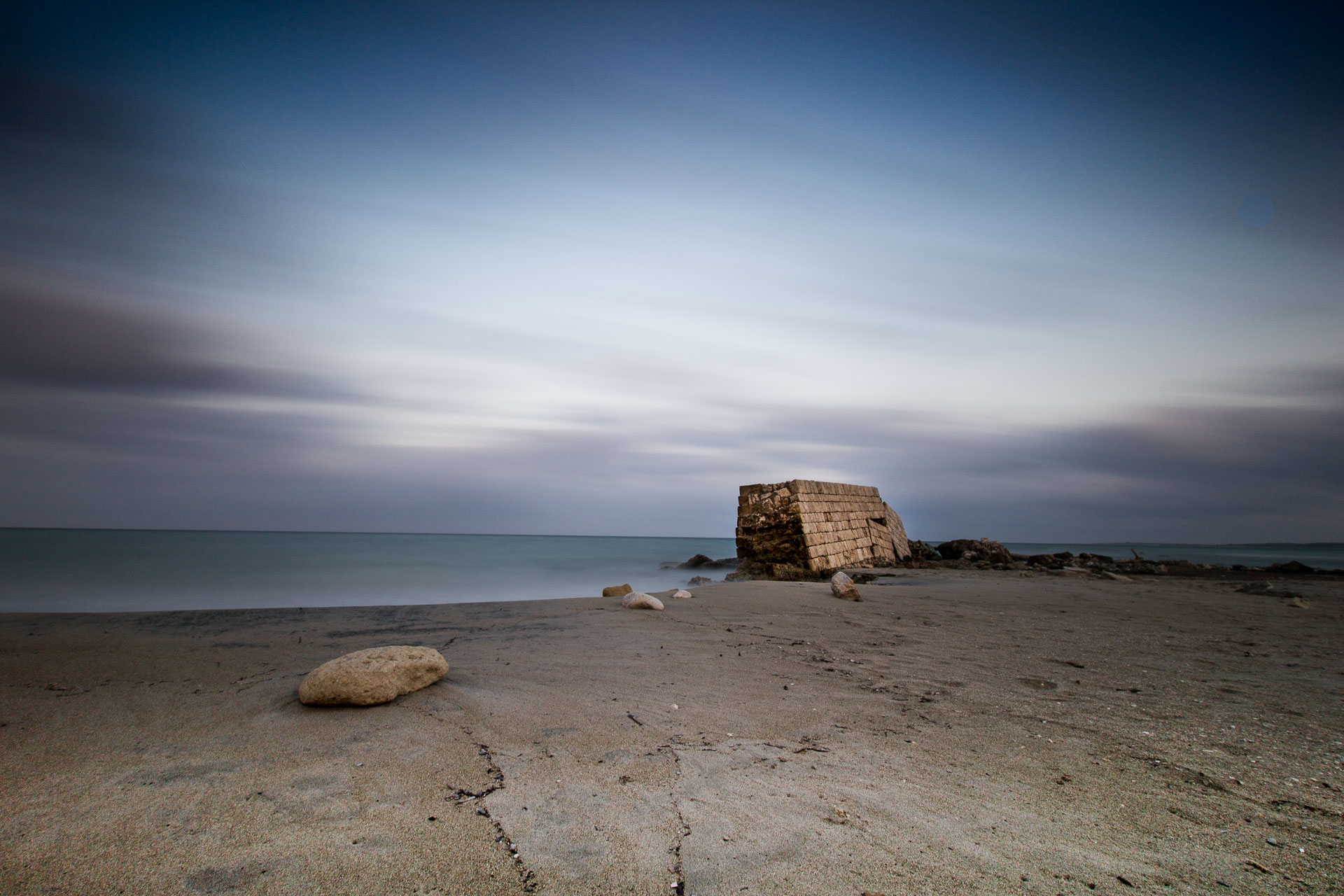 daniele-mercadante-long-exposure-seascape-lecce-antico-porto-adriano
