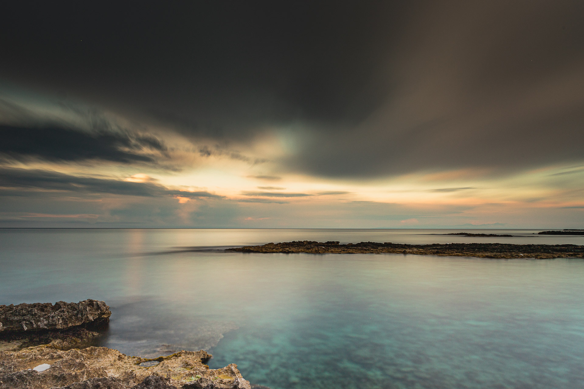 daniele-mercadante-long-exposure-seascape-sunset
